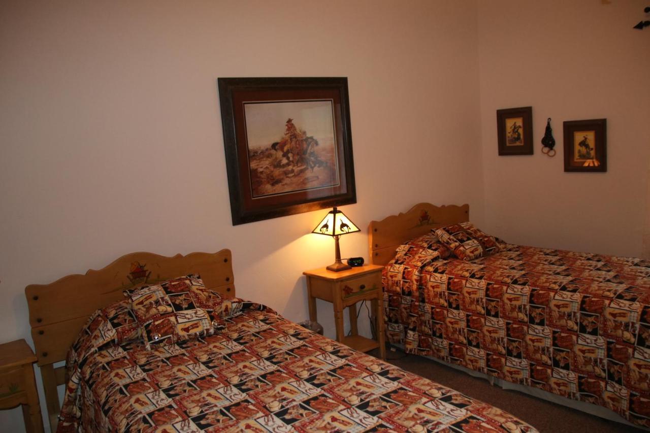 Отель Kay El Bar Guest Ranch Уикенберг Экстерьер фото